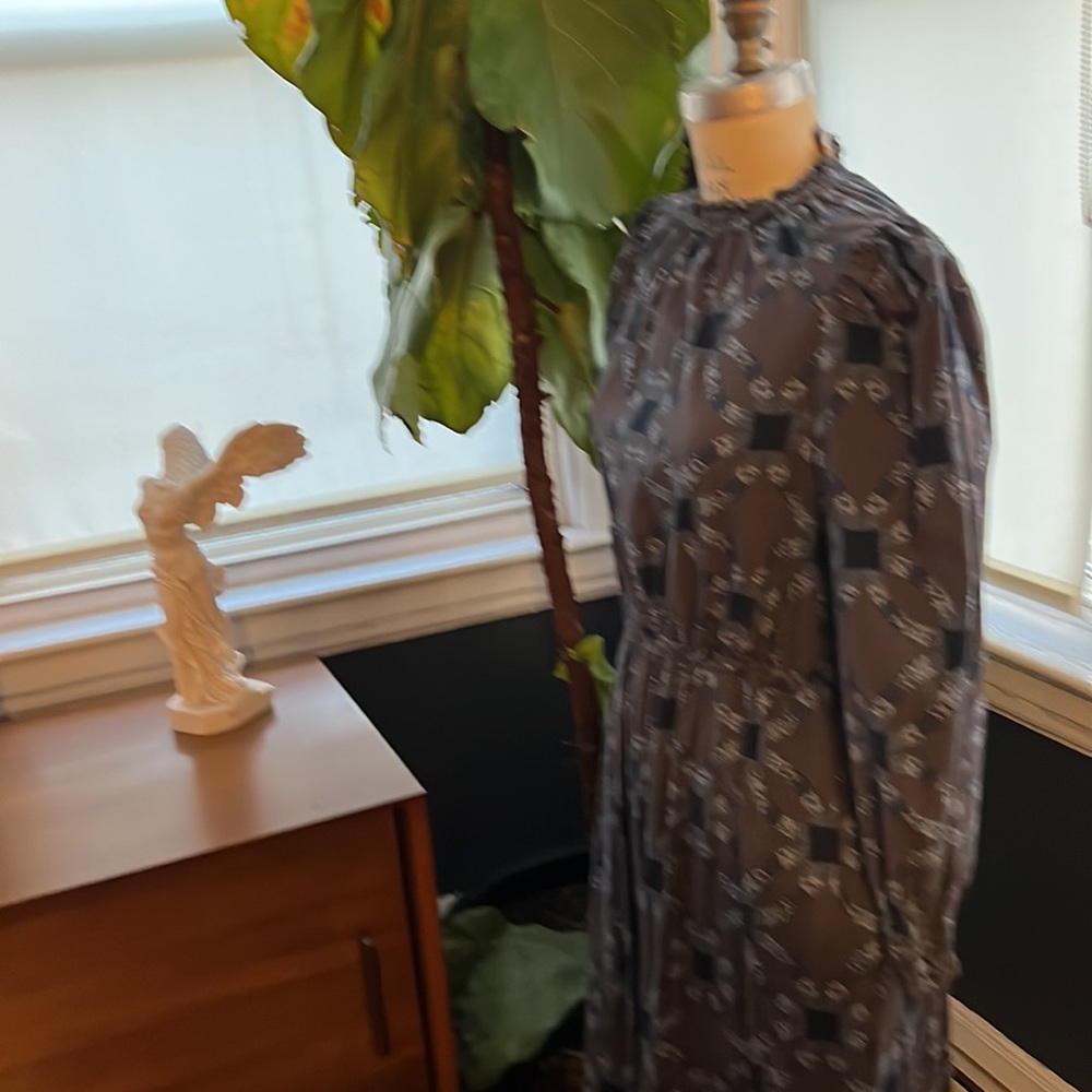 Universal Threads Blue Quit Pattern Puff Sleeve C… - image 4